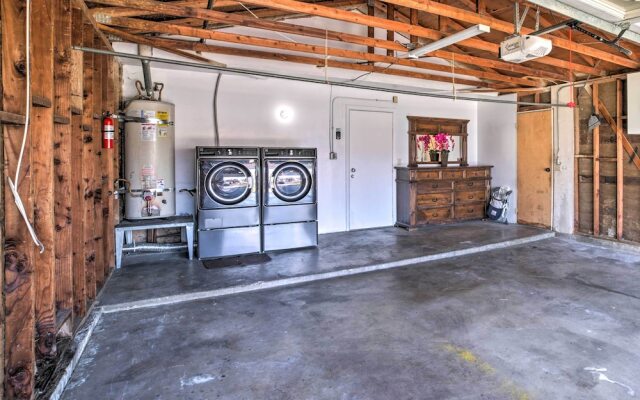 Family-friendly Home w/ Basketball Court!