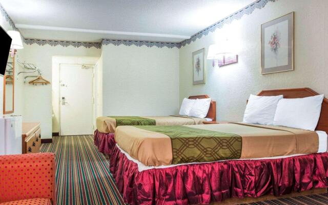 Rodeway Inn Stone Mountain