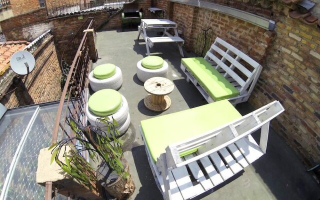 Kozii Hostel DC