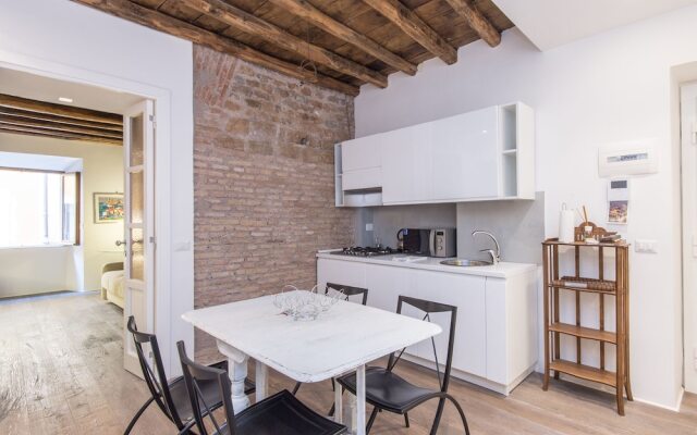 RSH Luxury One Bedroom Fori Imperiali