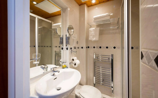 Adria Hotel