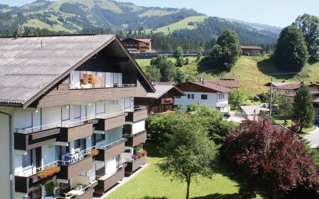 Cosy Apartment in Kirchberg with Balcony