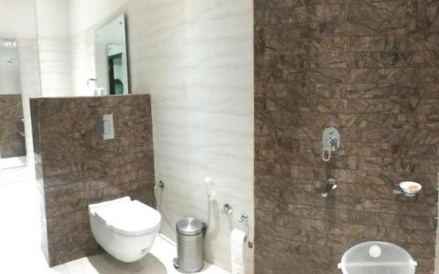 Hotel Aroma Inn