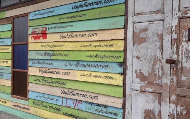 Roomquest Amphawa Vaylasamran Floating Market