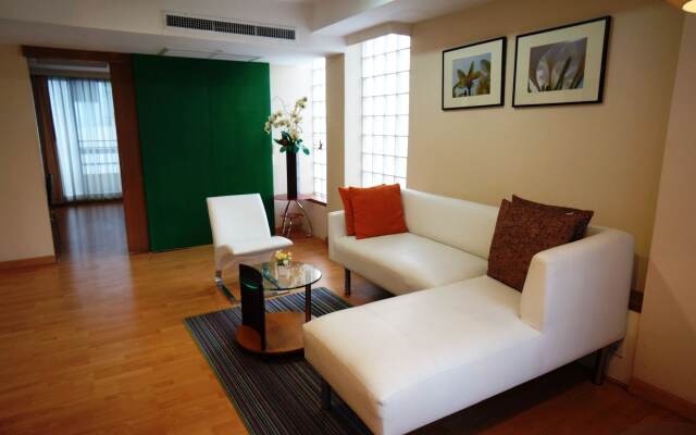 Silom convent garden