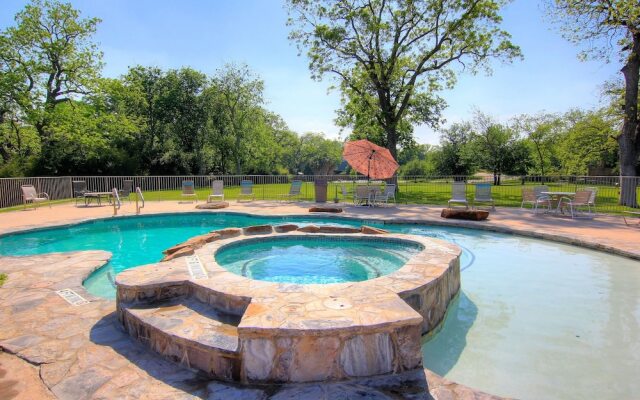 Ww D101 2 Bedroom Condo