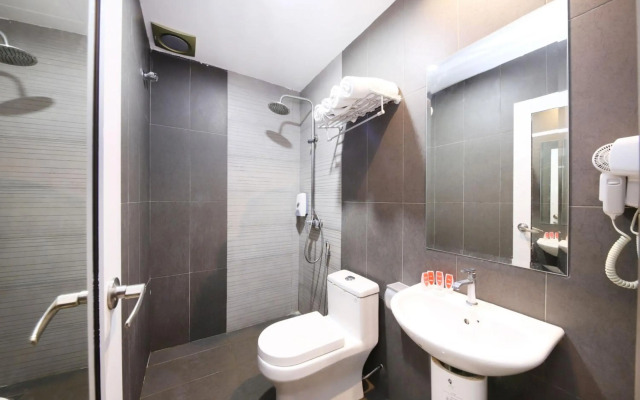 OYO 90894 Hotel Smc I-city