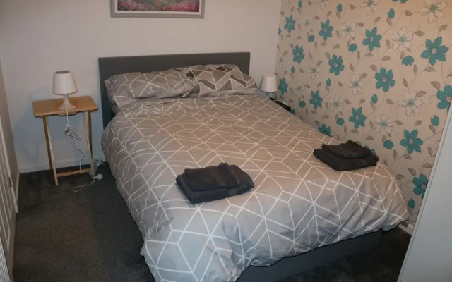 Stunning 4-bed House in Birmingham