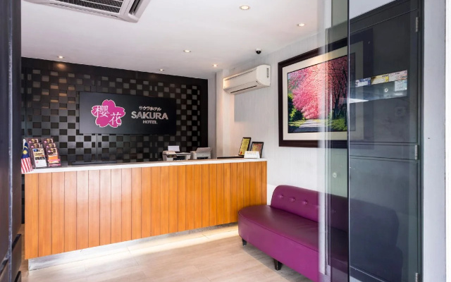 ZEN Rooms Sakura Boutique Hotel