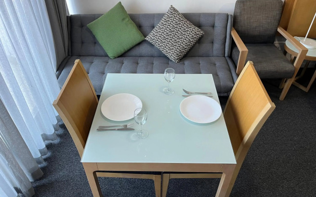 Darwin City Apartment with Harbour View & Pool