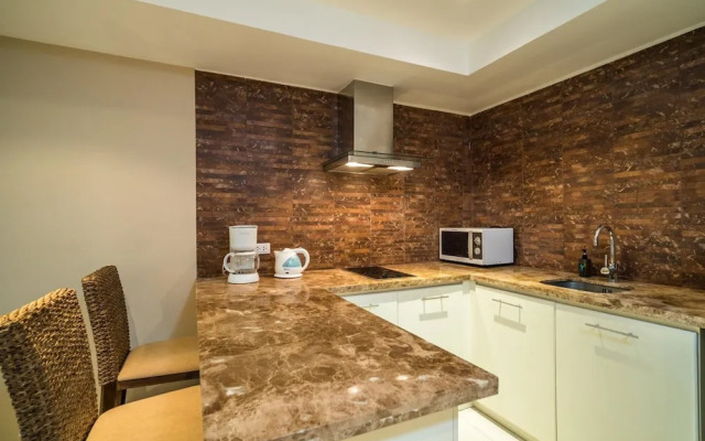 Kata Ocean View Condominium - 1 bdr Mountain View Apartment
