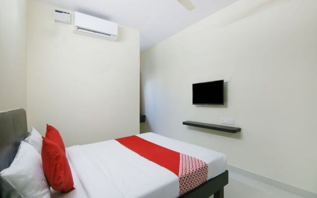 CAPITAL O 23461 Champion Lotus