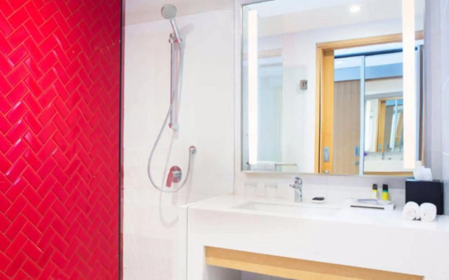 Four Points by Sheraton Surabaya, Tunjungan Plaza