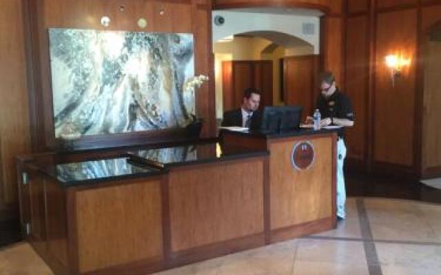 Camden Post Oak 2707 Apartment