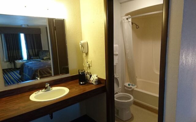 Burton Inn & Suites