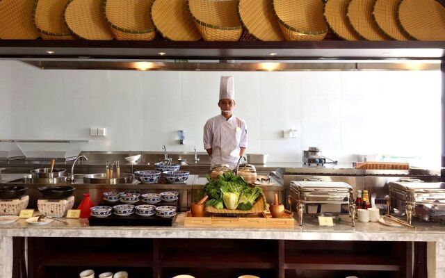 Paxton Vacances Hotel & Suite Sanya