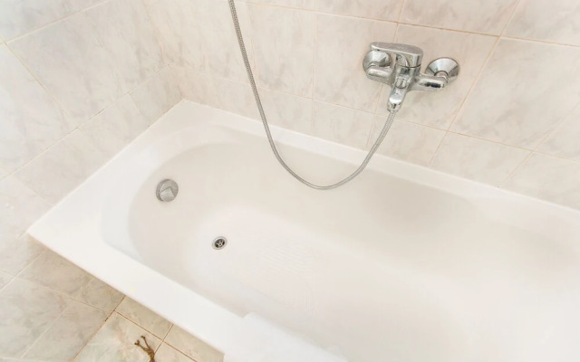 Principe Railway Station Flat