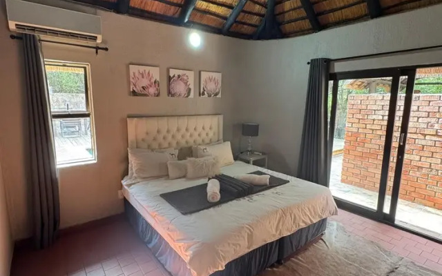 Singwe Private Safari lodge