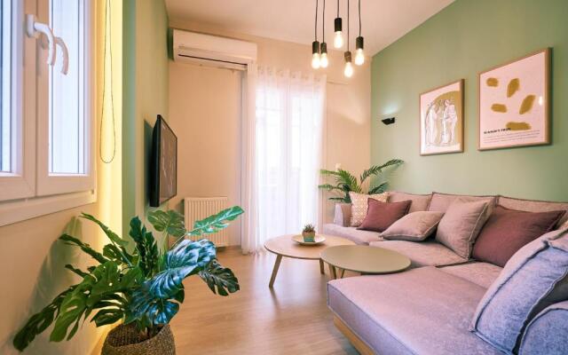 Olympic Spirit Apt in N. Kosmos