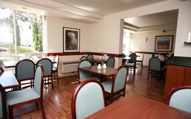 Quality Inn & Suites Everett