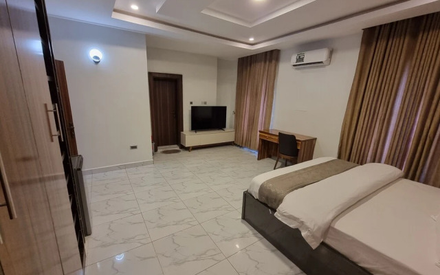 De James Hotels and Suites
