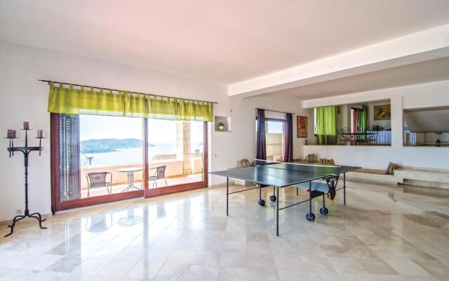 Nice Home in Orasac With Wifi and 6 Bedrooms
