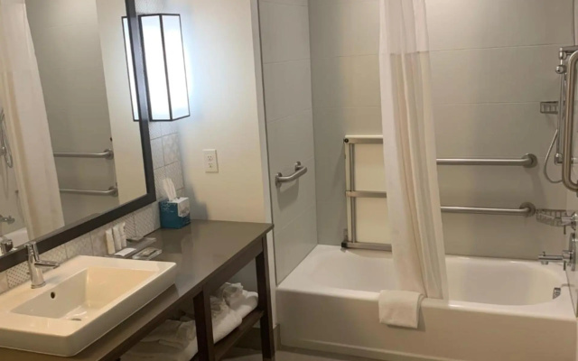 Country Inn & Suites by Radisson, Smithfield-Selma, NC