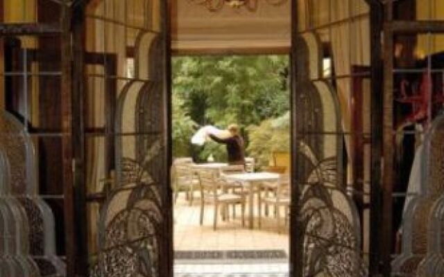 Firean Hotel