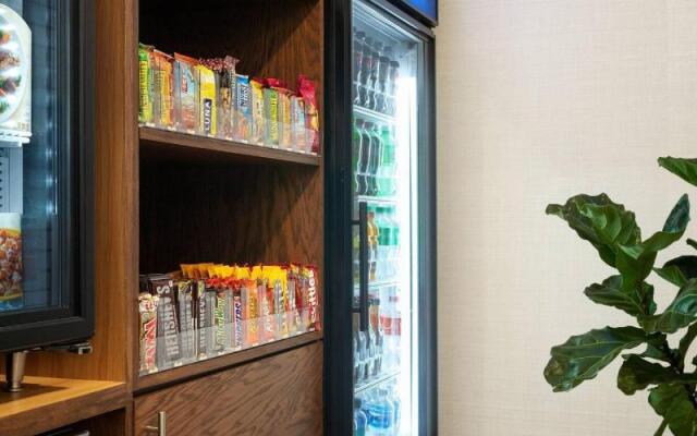 Delta Hotels by Marriott Indianapolis Airport