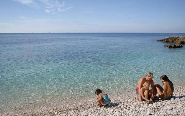 Two Bedroom Apartment Valdebecco for 5 persons