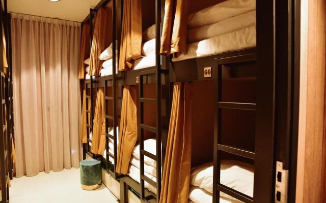 Durty Nelly's - Hostel