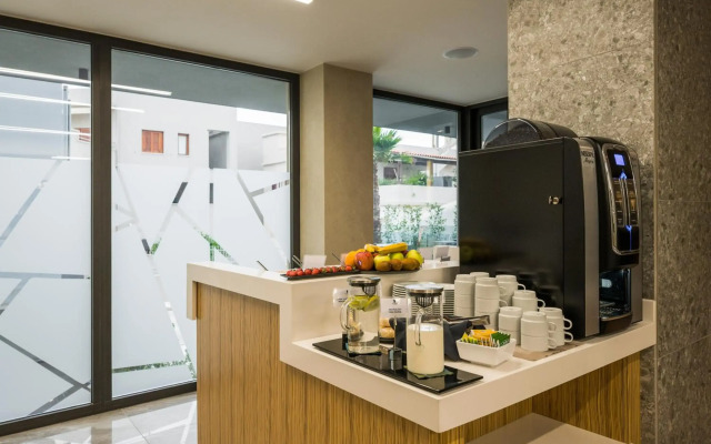 Hyperion City Hotel
