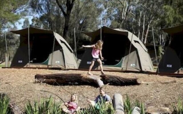 Billabong Camp, Taronga Western Plains Zoo