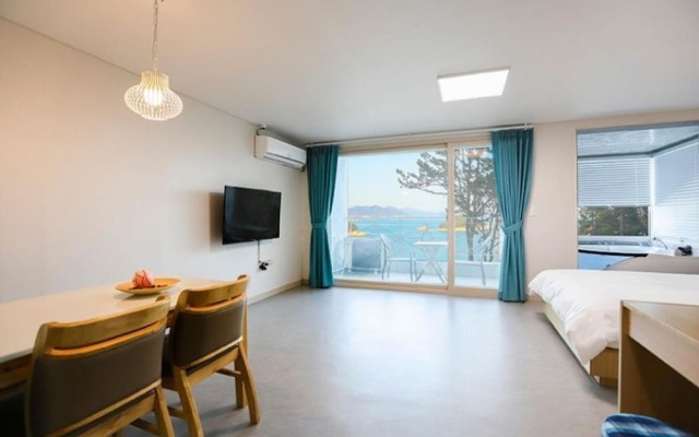 Yeosu Lamer Pension