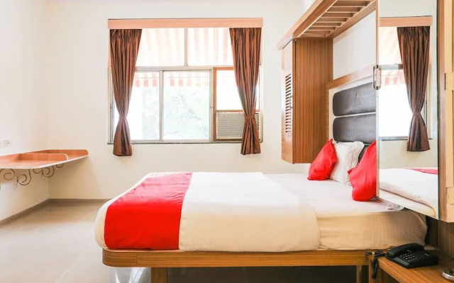 OYO Flagship 14283 Hotel Shanti Inn