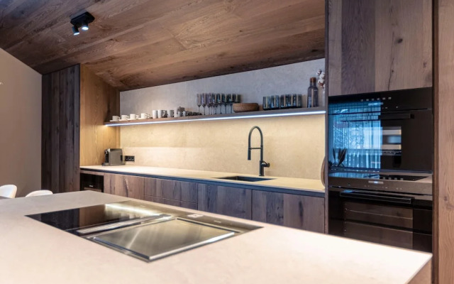 Premium Penthouse With Sauna