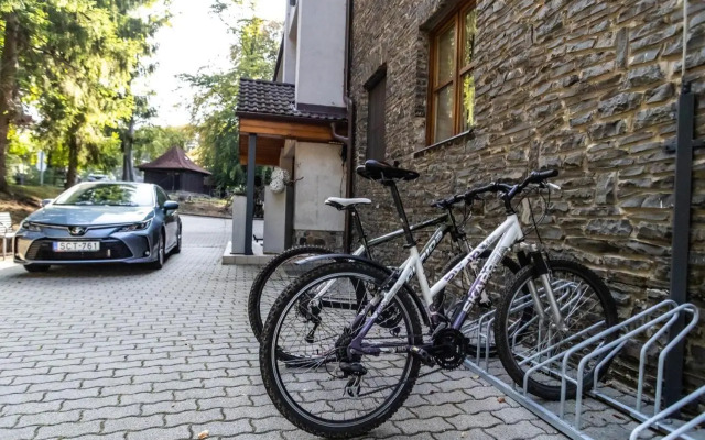 4 Évszak Hegyihotel