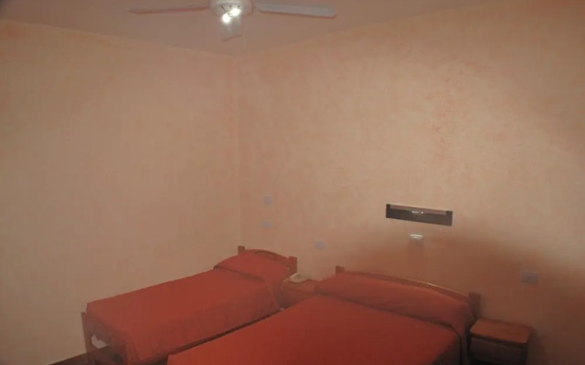 Los Cedros Hotel