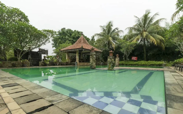 RedDoorz @ Desa Cijulang Sentul