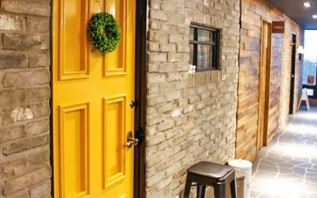 Illuso Guesthouse - Hostel