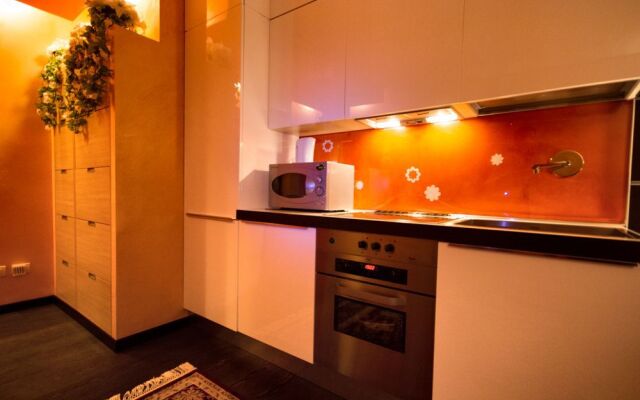 Home Holiday Magenta