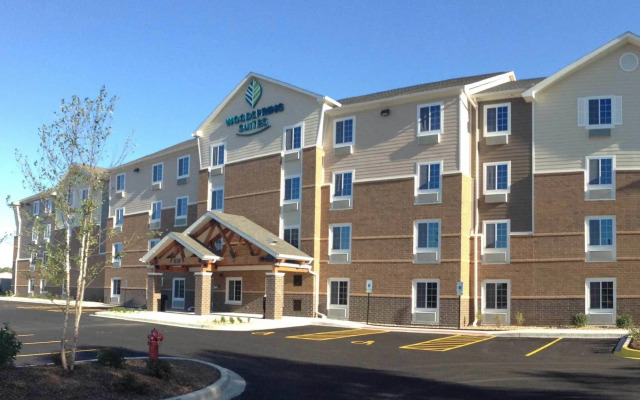 WoodSpring Suites Chicago Darien