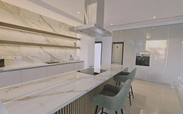 146 4 AN - Stay Oasis Luxury Villa