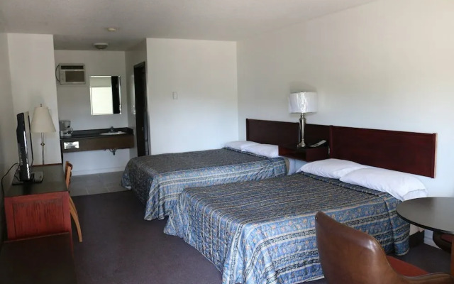 Country Squire Motor Inn