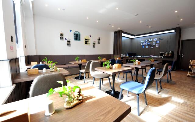 Hanting Hotel Taixing Huangqiao New City Jiayuan Plaza