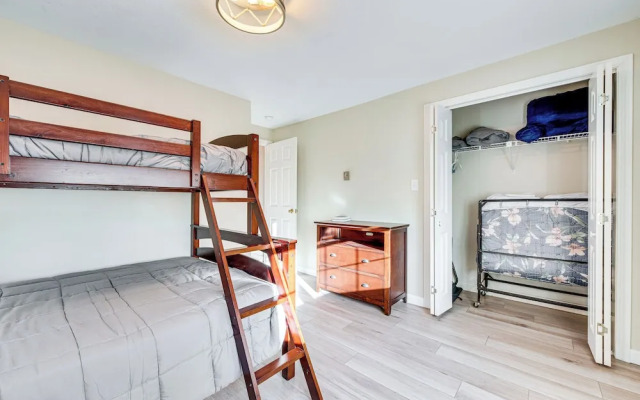 Tranquil Ogunquit Condo: Walk to Beach & Marina!