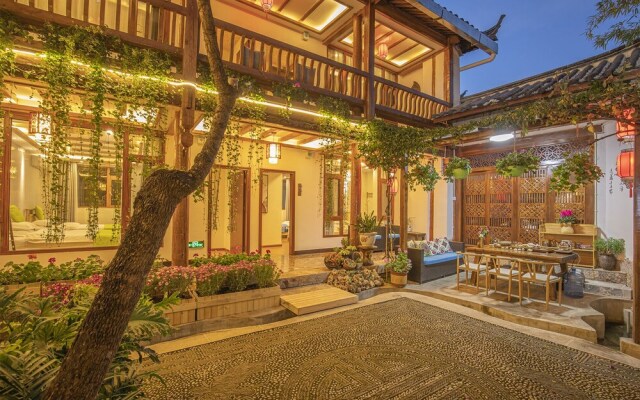 Wolong Inn