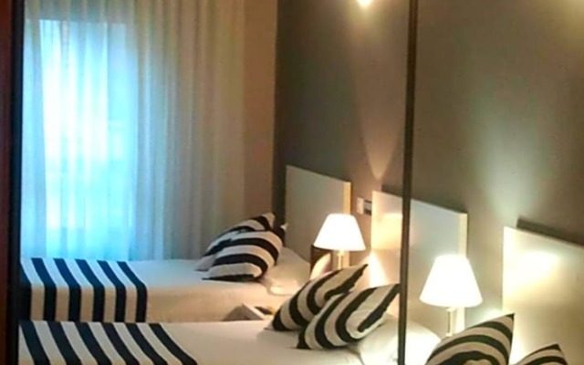Esentia Togumar - Triple 3 Adults