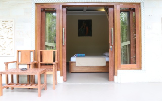 Pelangi Cottage and Bar