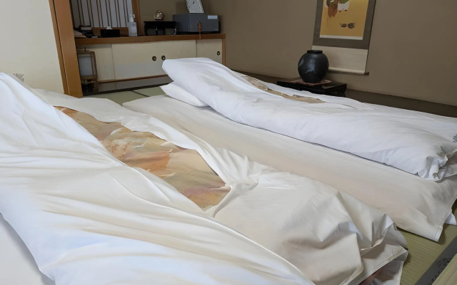 Ryokan Ichinomatsu – Guest Rooms – Hakodate